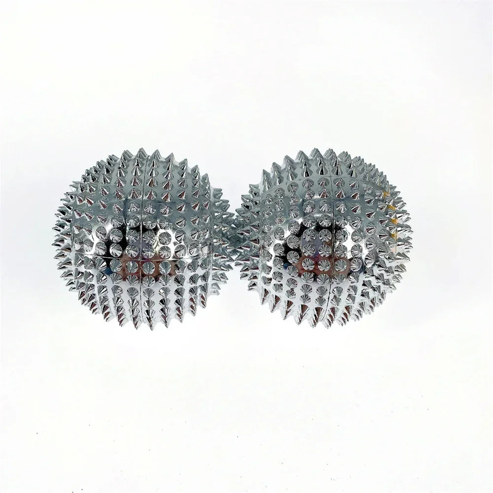 2 Balles de couleurs argentées